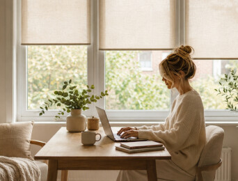 Home office without tired eyes – how can you improve comfort while working at a computer?